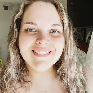 Meet your Posher, Bethany